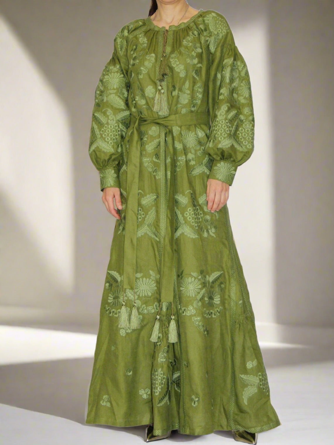 Linen summer dress Grapevine monochrome embroidery