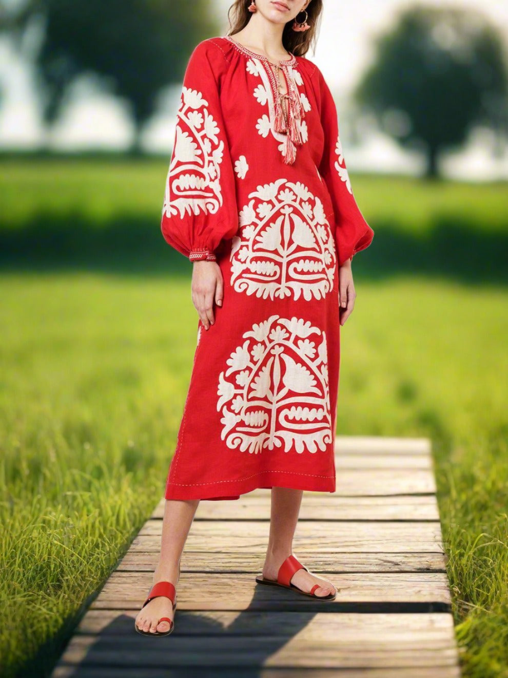 Applique embroidered linen dress Shalimar