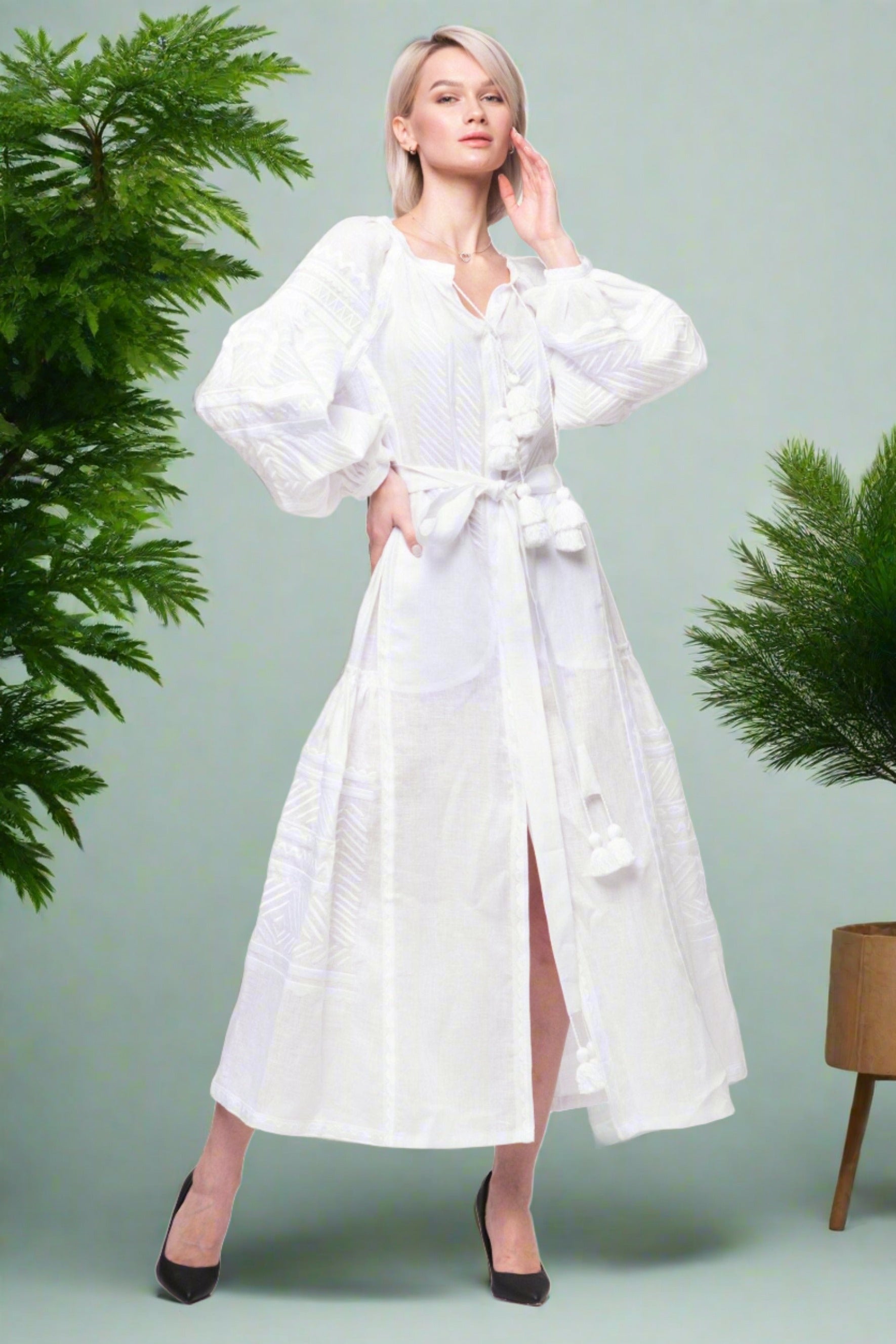 Linen Summer Dress * Embroidered Fashion Outfit L / Blue