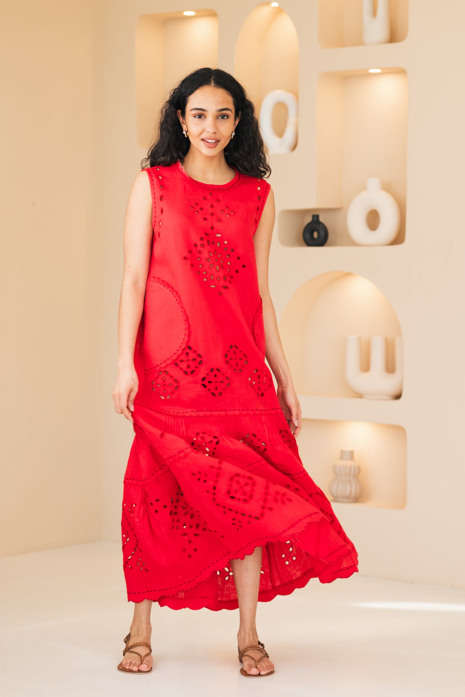 Jenya embroidered linen dress Fashion linen eyelet sundress