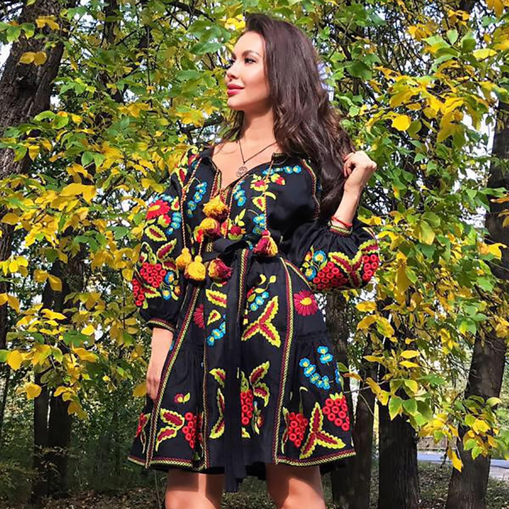 Fashion embroidered bohemian mini dress