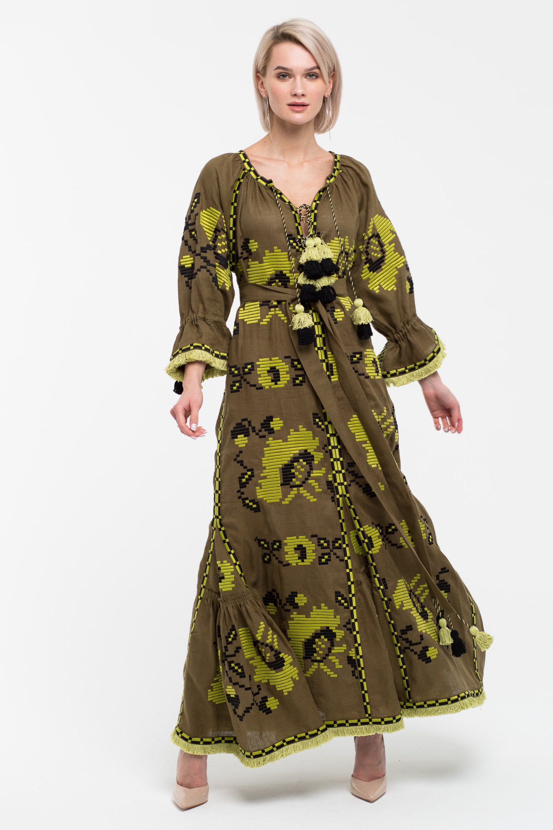 Resort linen dress kaftan Fashion floral embroidery
