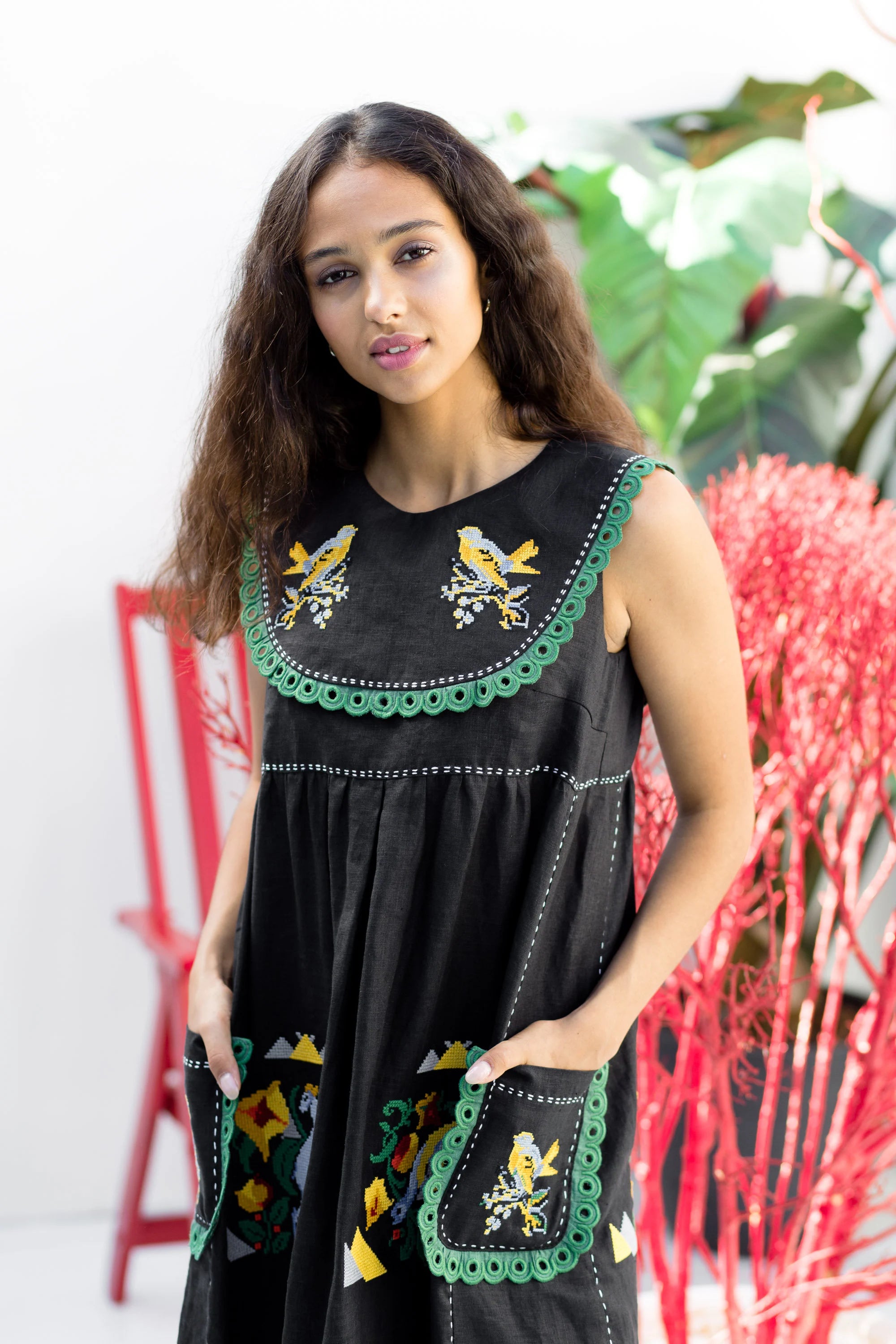 Birds embroidered dress Ethnic vyshyvanka robe with scalloped collar