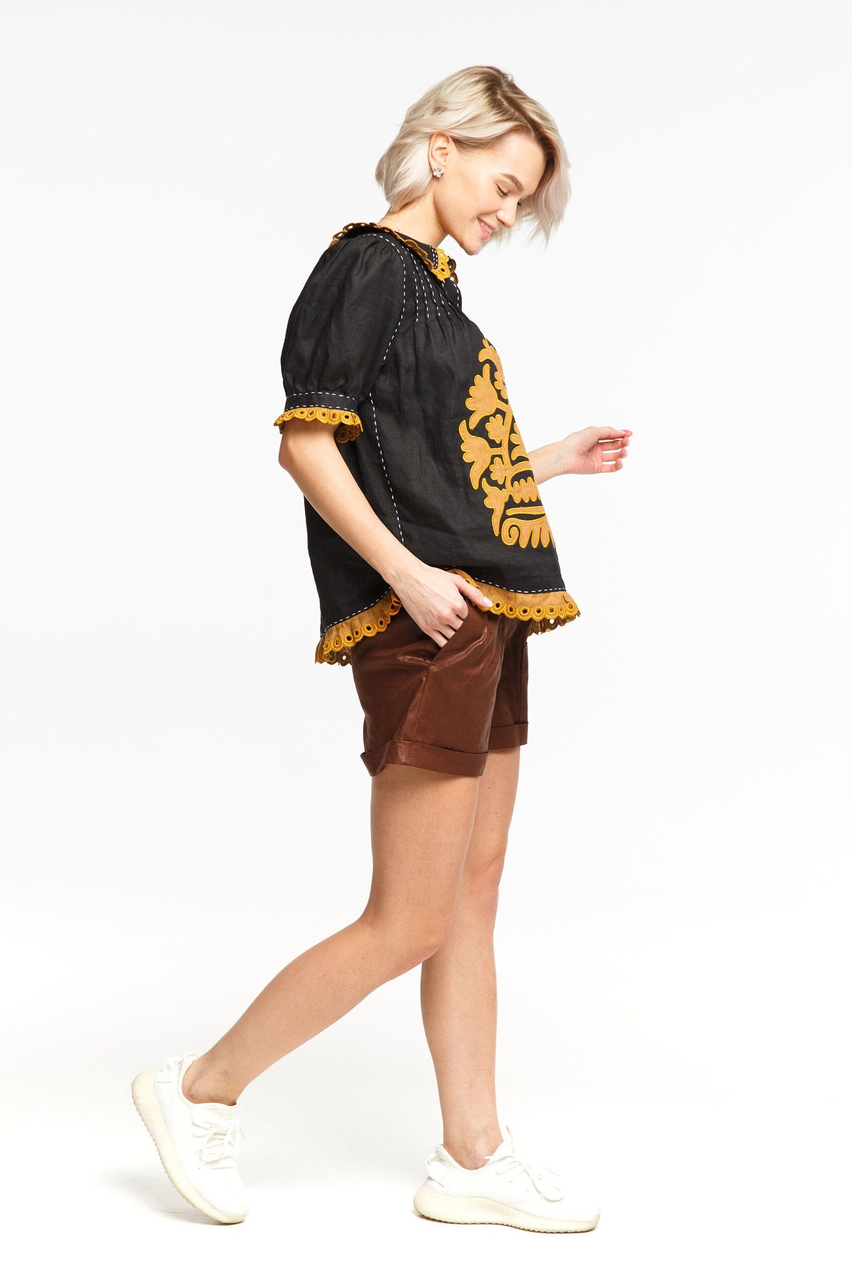 Resort outfit set: Embroidered Blouse & Shorts