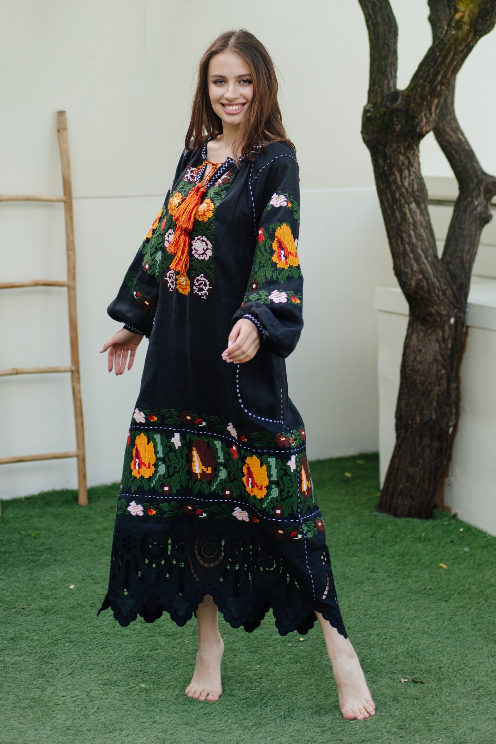 Mariana Embroidered Linen Dress Richelieu Ukrainian Fashion Gown Xs