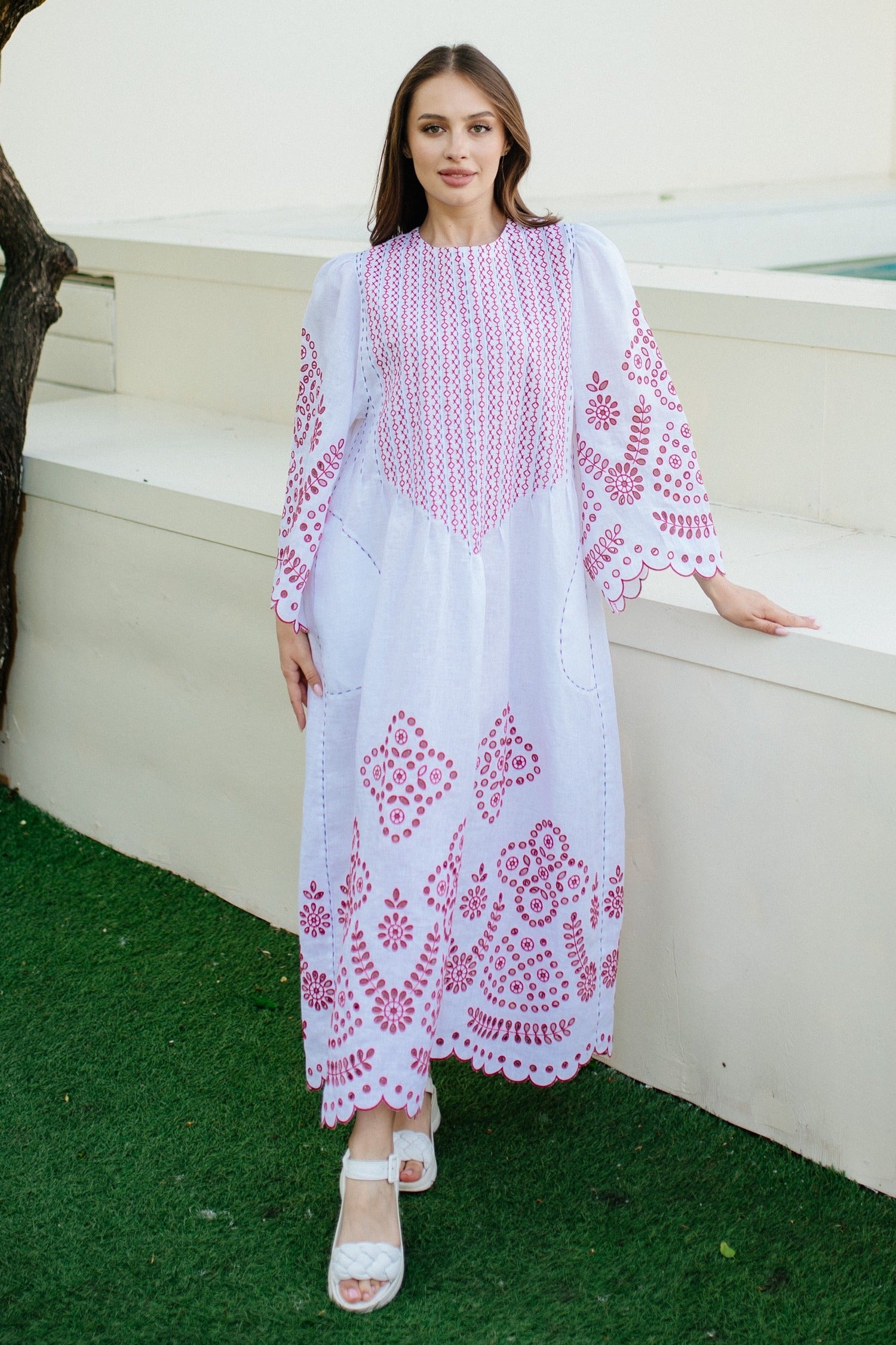 Loose richelieu embroidered dress Ukrainian fashion linen dresses