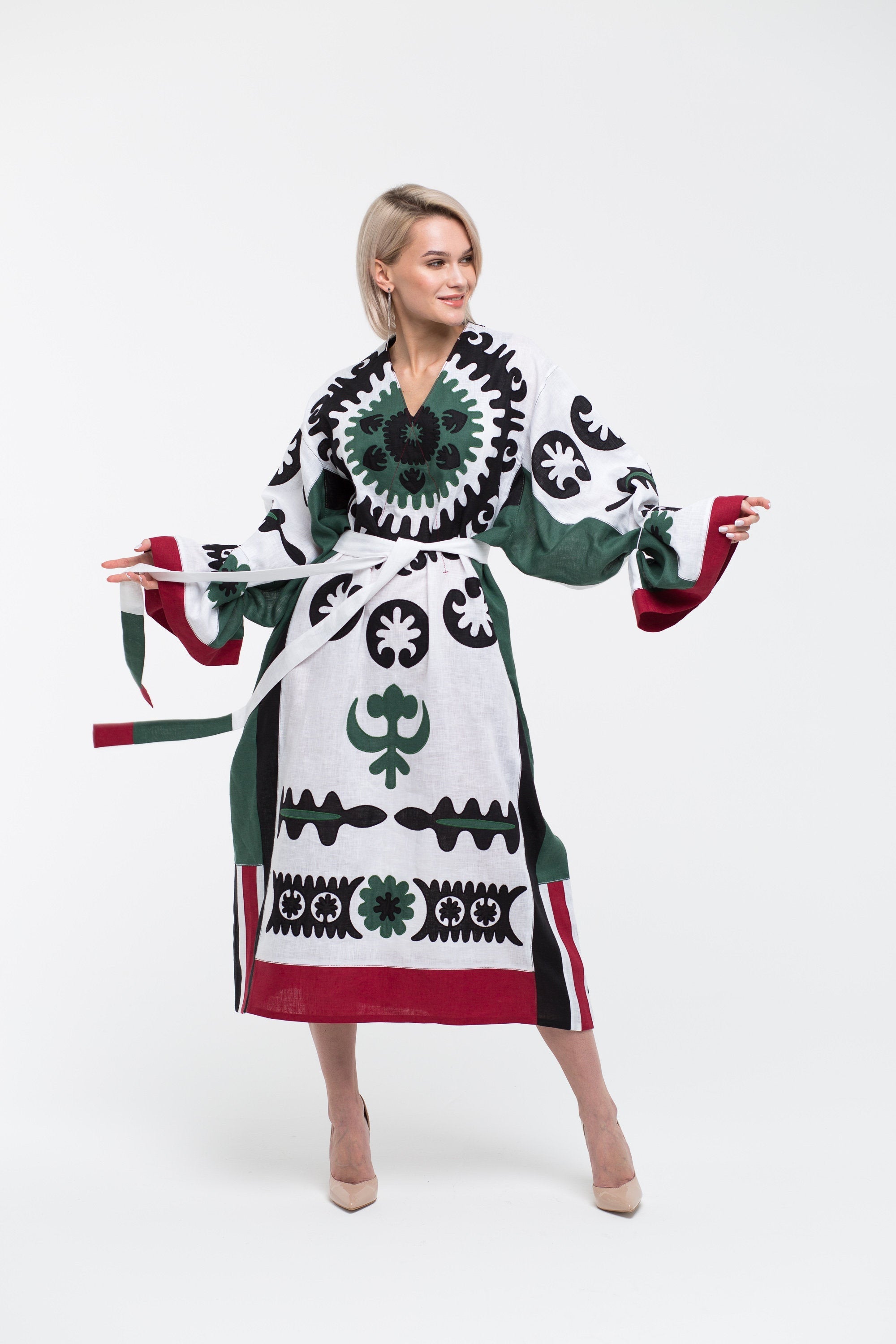 Applique embroidered linen kaftan Free size dress