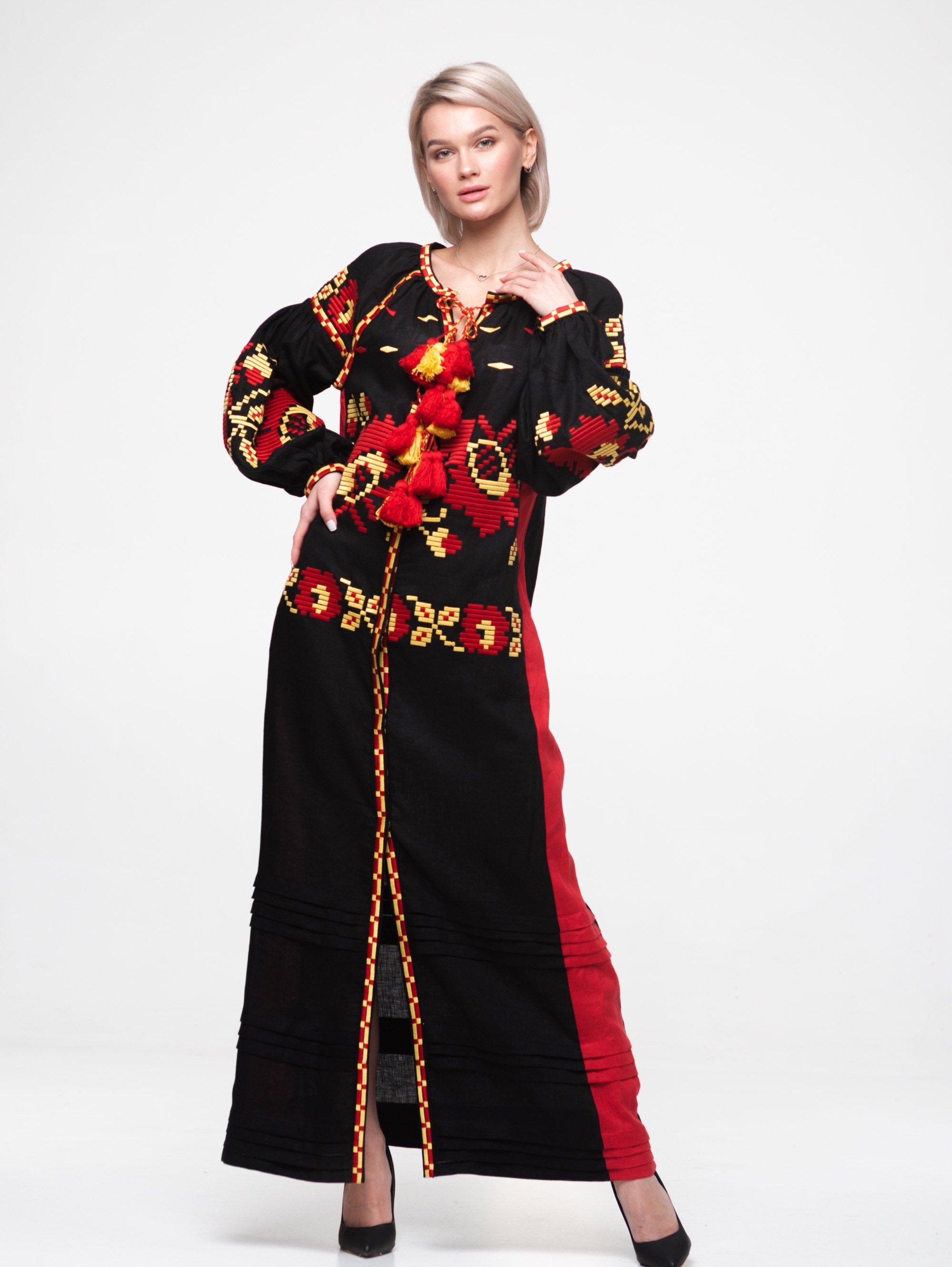 Red poppies embroidered linen maxi dress * Ukrainian Vyshyvanka S / Black / Floor Red poppies embroidered linen maxi dress * Ukrainian Vyshyvanka S / Black / Floor