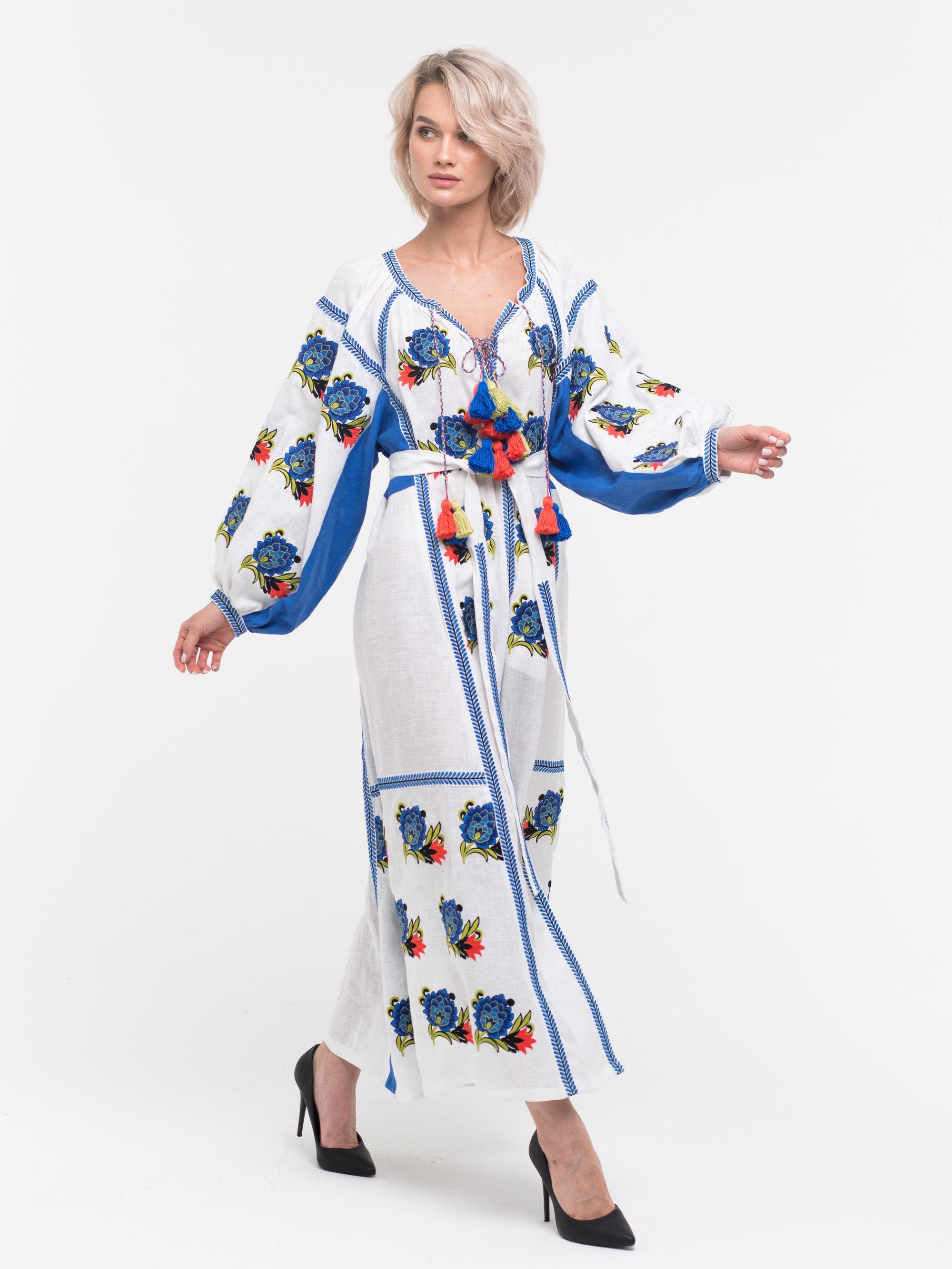 Linen embroidered dress Bohemian resort outfit