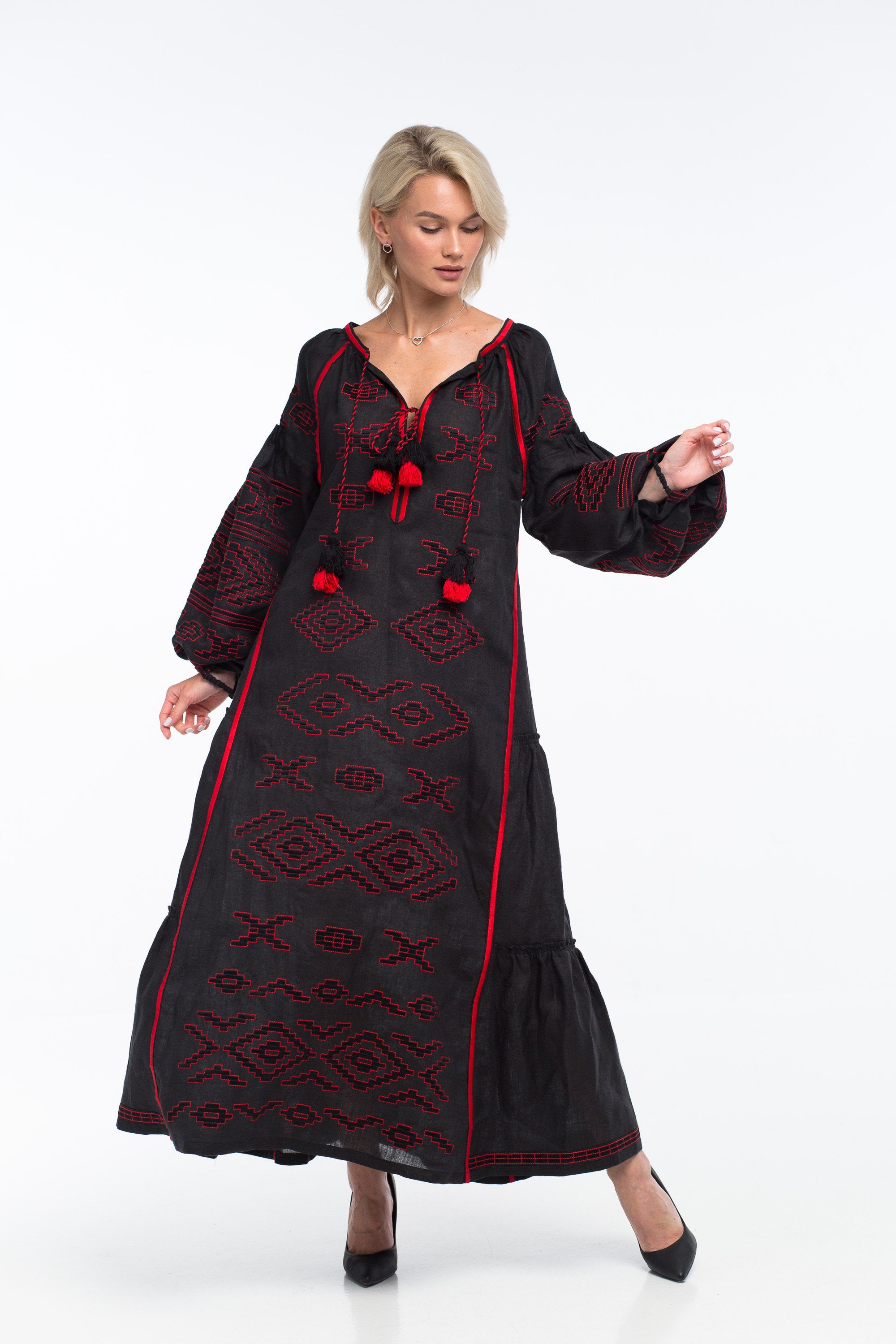 Serena embroidered dress Fashion robe with ukrainian ethnic embroidery