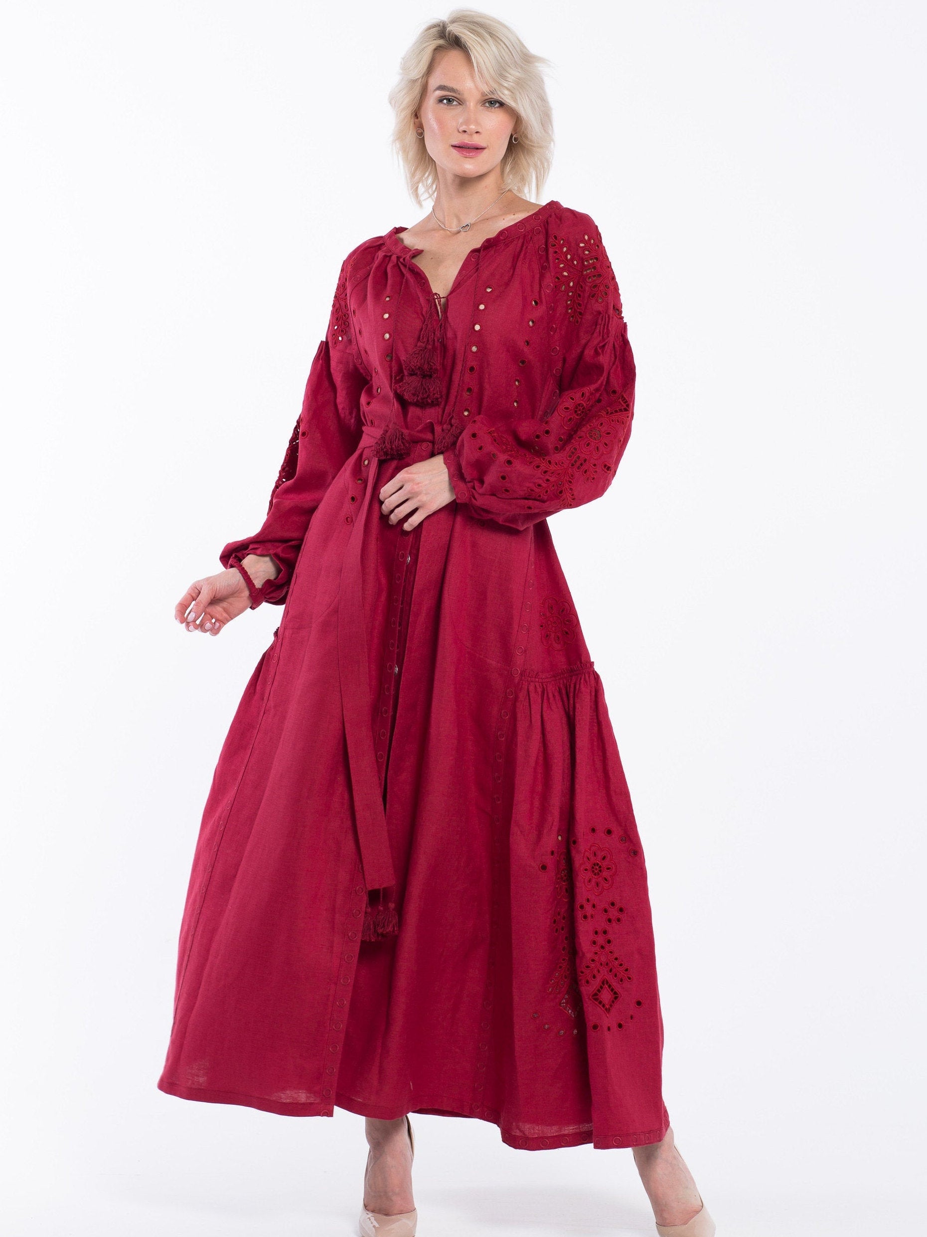 Linen summer dress with floral eyelet embroidery