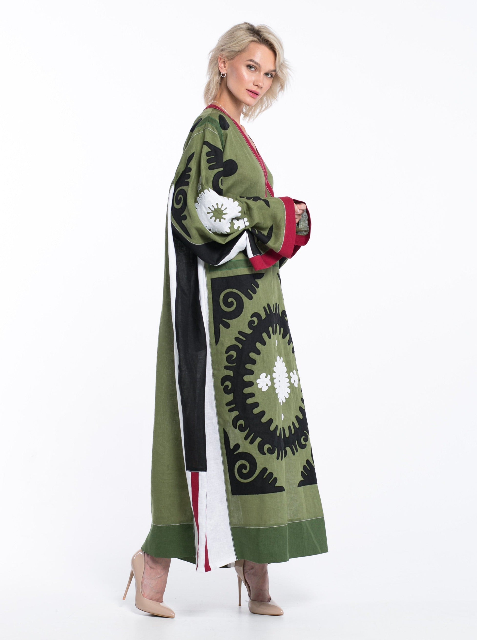 Negroni embroidered dress Oversized kaftan with ethnic applique embroidery