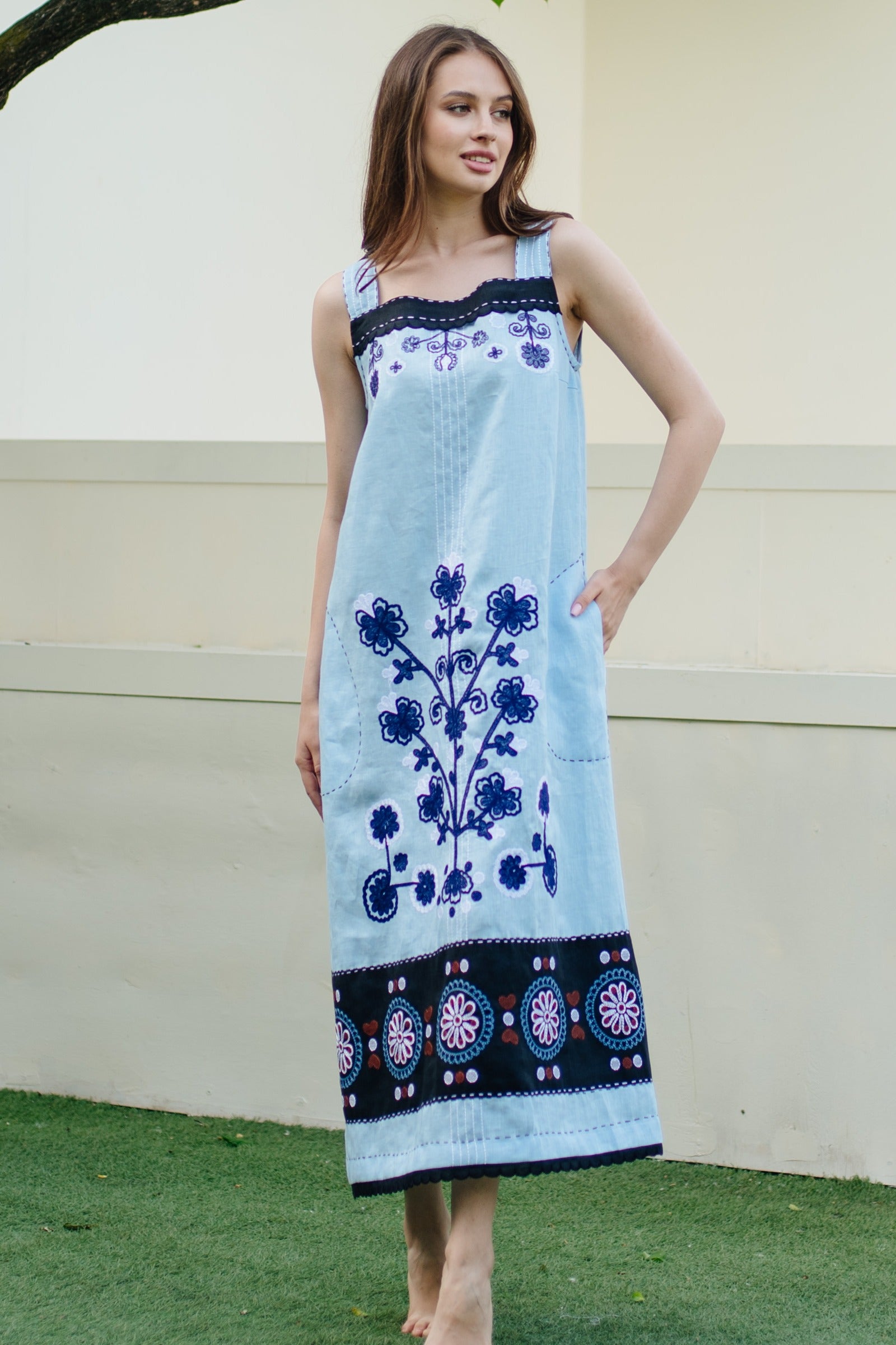 Embroidered linen sleeveless midi dress Ulya