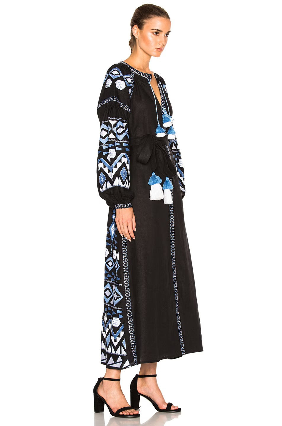 Ukrainian boho chic dress Embroidered fashion kaftan Front button linen robe maxi Vyshyvanka Puff sleeve bohemian wedding clothing