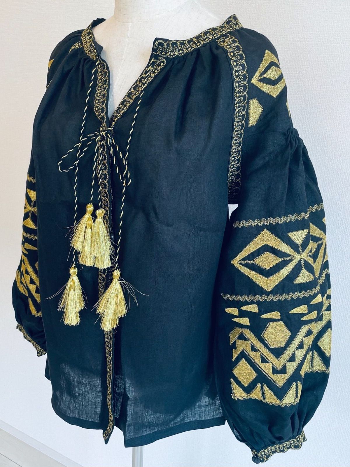 Boho blouse Black linen shirt with gold Ukrainian embroidery Vyshyvanka Bohemian embroidered shirt Long sleeve ethnic top