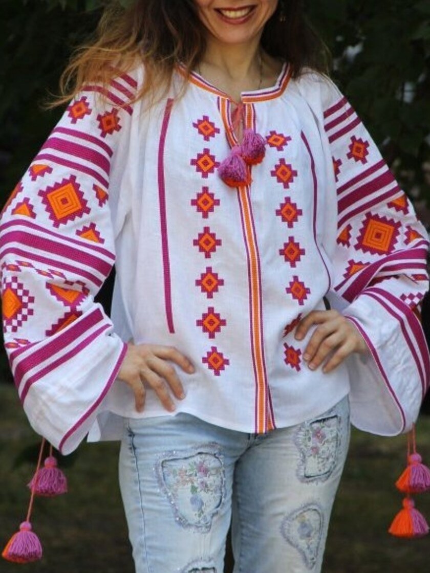 Croatia embroidered shirt Ukrainian linen blouse