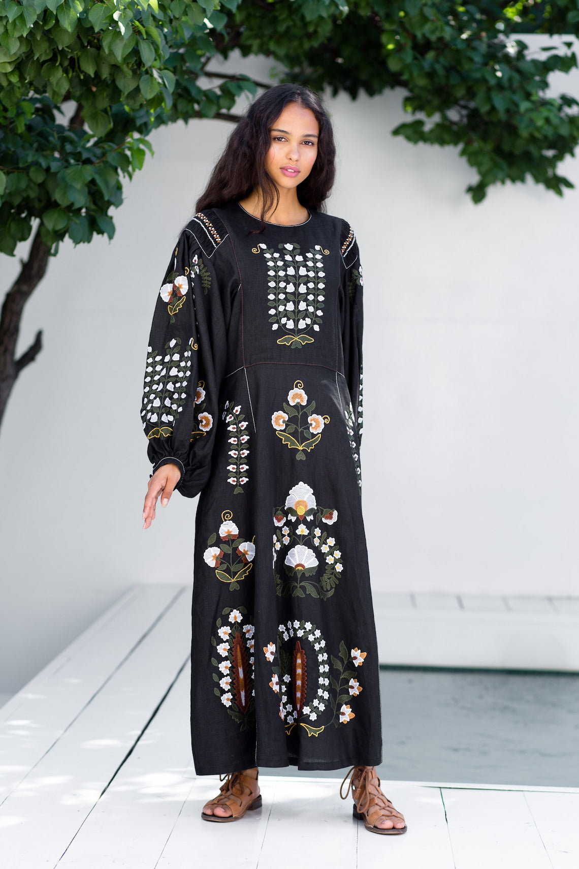 Bohemian summer maxi dress Embroidery floral patchouli