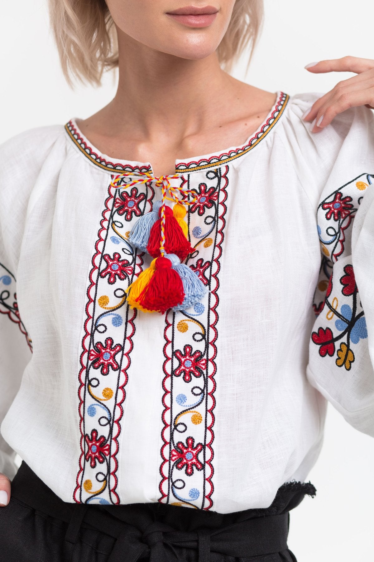 Floral linen embroidered top Bohemian blouse Ukrainian shirt vyshyvanka