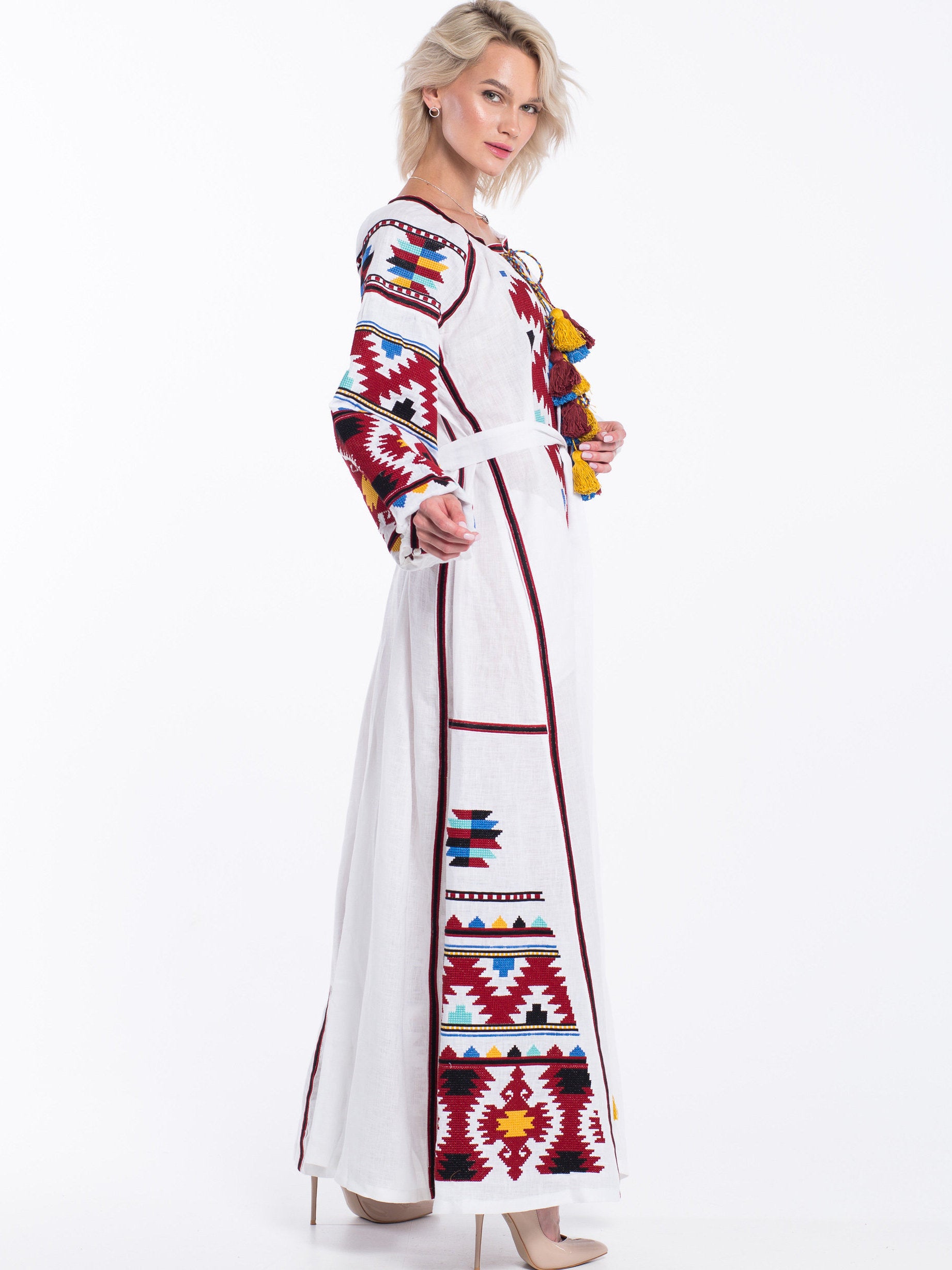 White linen dress boho Ukrainian embroidery robe Vyshyvanka Embroidered kaftan Fashion bohemian wedding dress for guest