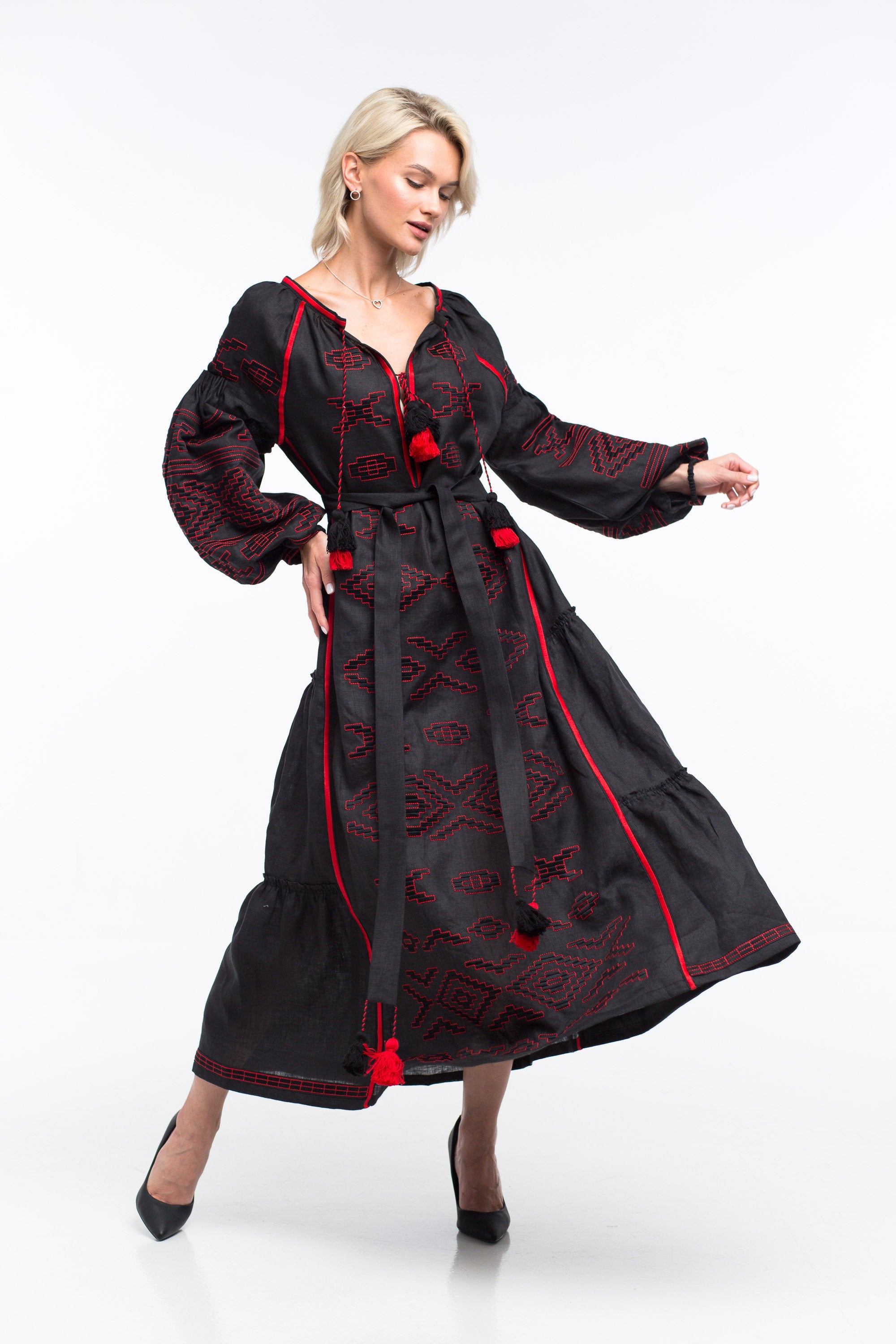 Serena embroidered dress maxi Fashion bohemian wedding clothing with ukrainian ethnic embroidery